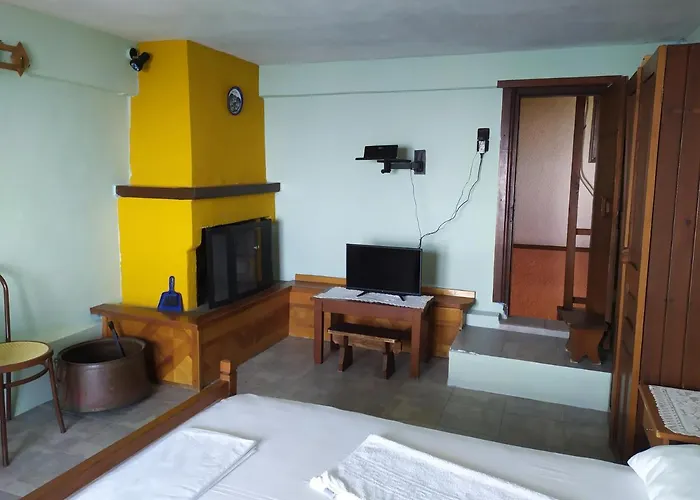 Triple In Mylopotamos Apartment *