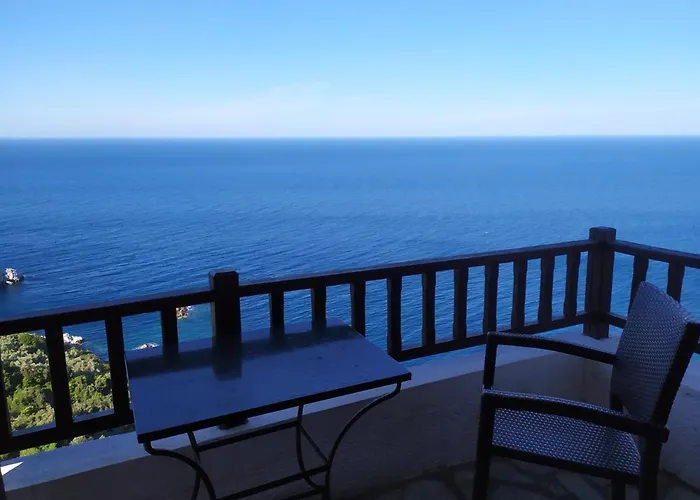 Triple In Mylopotamos Apartment